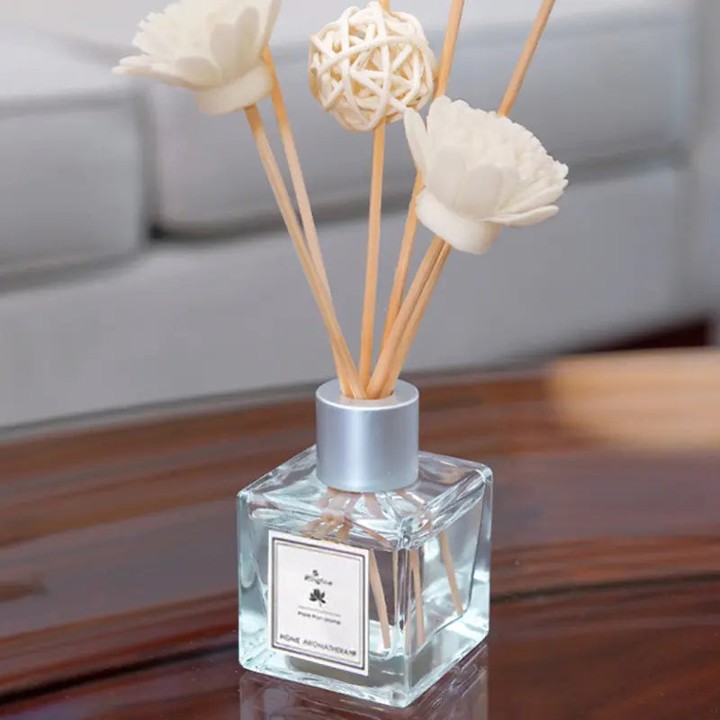 Home Fragrance Diffuser with Dried Flowers and Sticks