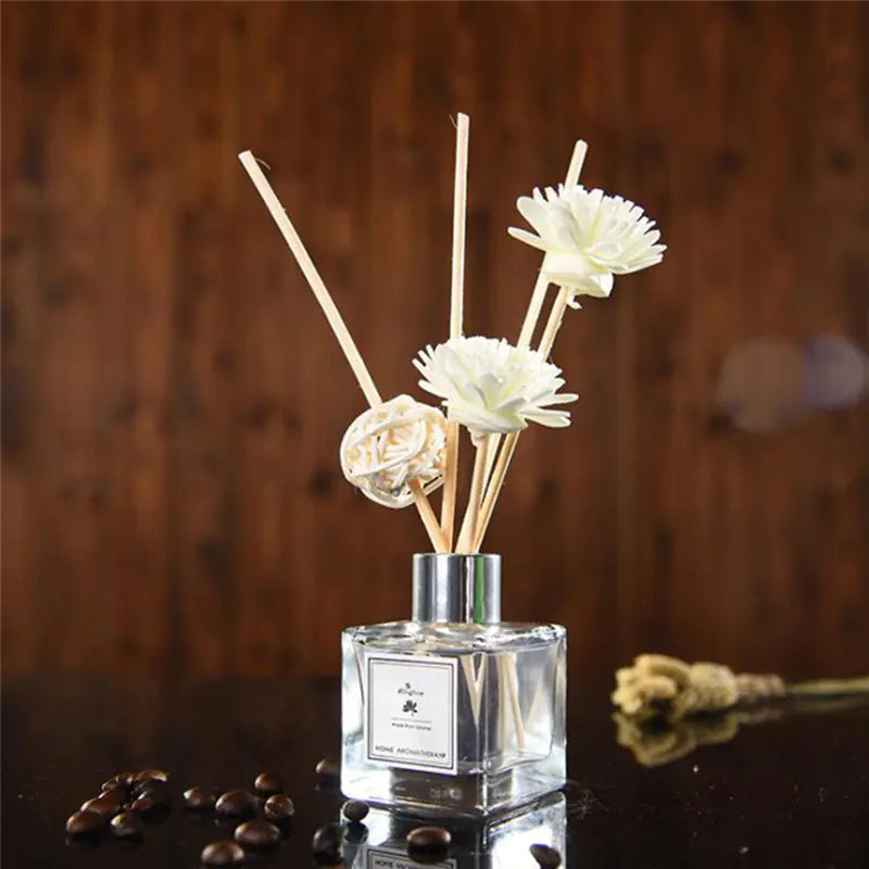 Home Fragrance Diffuser with Dried Flowers and Sticks
